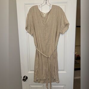 H&M Beige V-Neck Dress